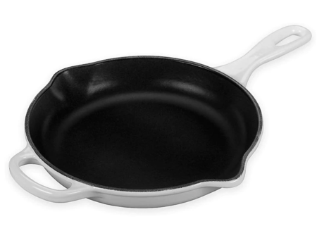 Le Creuset Signature Skillet – 9  – White For Sale