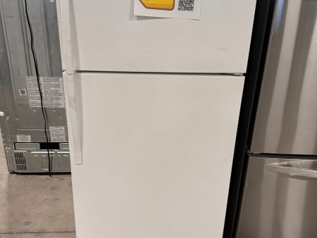 GREAT NEW WHIRLPOOL TOP FREEZER REFRIGERATOR MODEL: WRT311FZDW REF13412 Online now